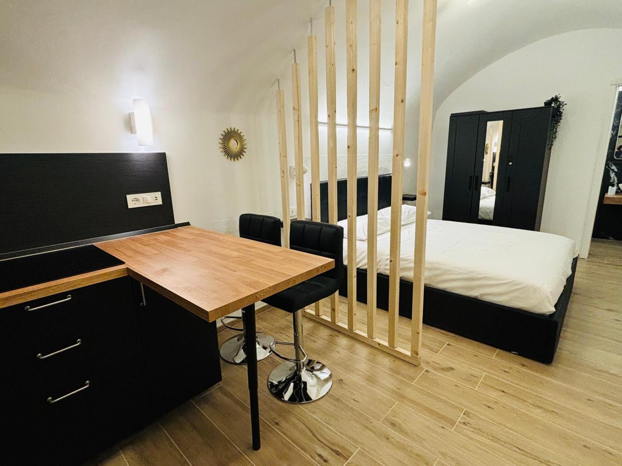 La Petite Suite Sanremo Bagian luar foto