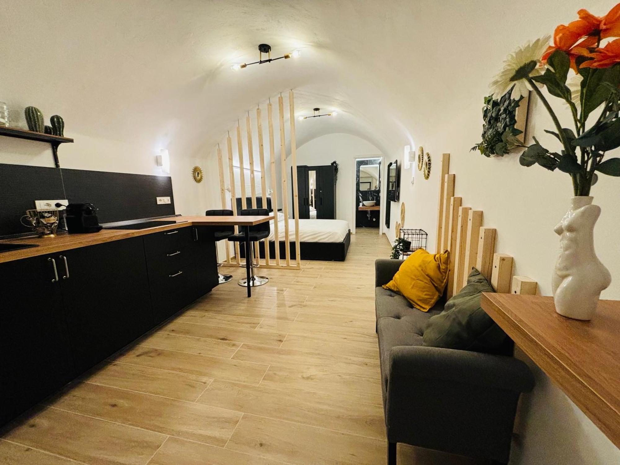 La Petite Suite Sanremo Bagian luar foto