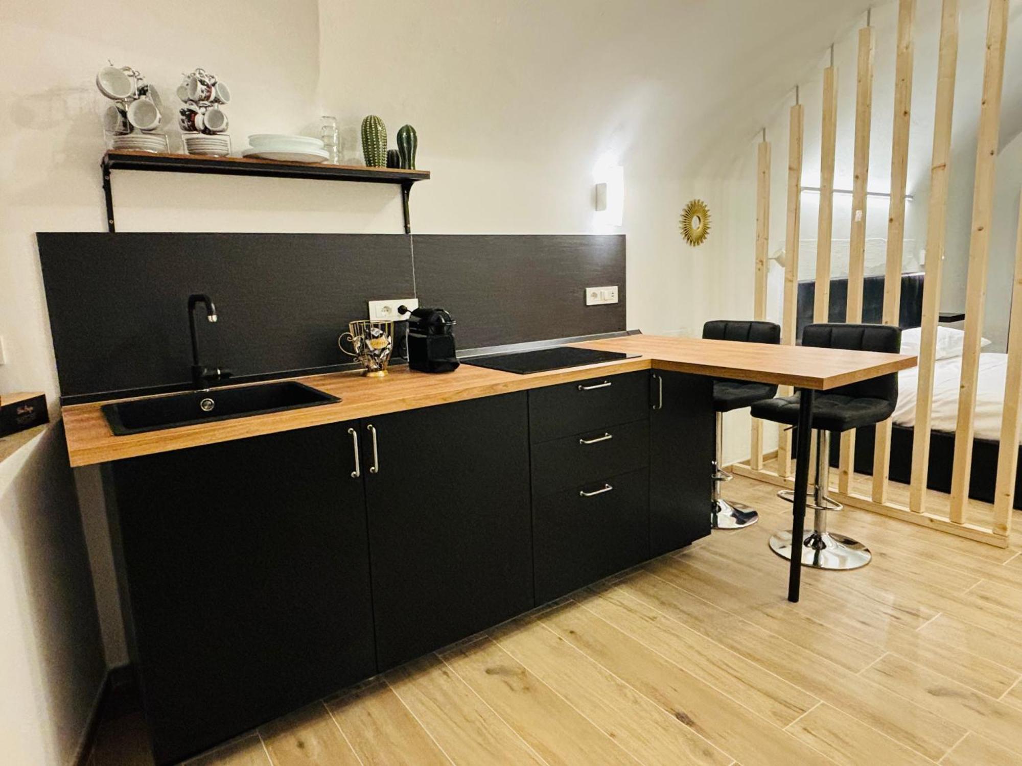 La Petite Suite Sanremo Bagian luar foto